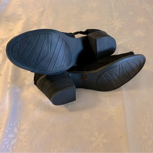 Carlos Santana Peep Toe Boots Laser Cut Vegan Leather Sz 8.5 Gorgeous Boho - Picture 7 of 7